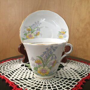Colclough Pastel Spring Flowers English Bone China Teacup & Saucer Set